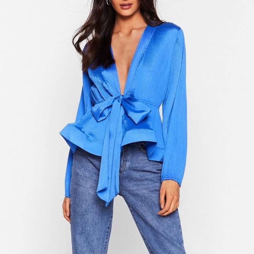 Cheesecloth Flippy Plunge Hem Blue Tie Blouse